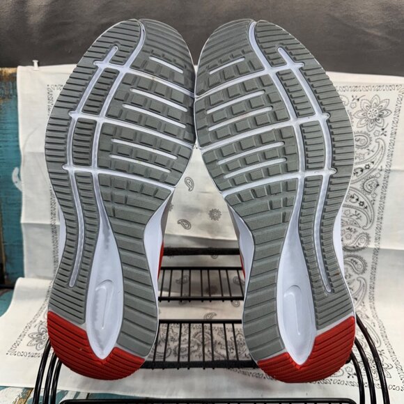 Nike Quest 4 Red White Gray Men's Running Shoes (DA1105-100) White Size 12 EUC - Picture 6 of 10
